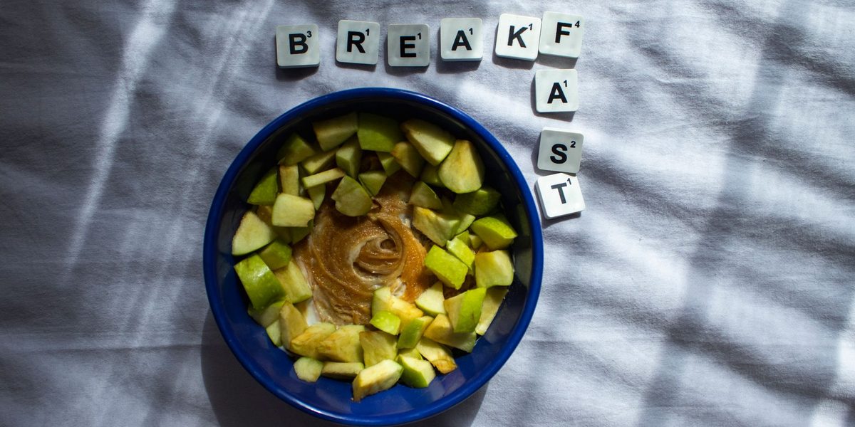 Smart Snacking: How to Pick Snacks That Actually Keep You Full